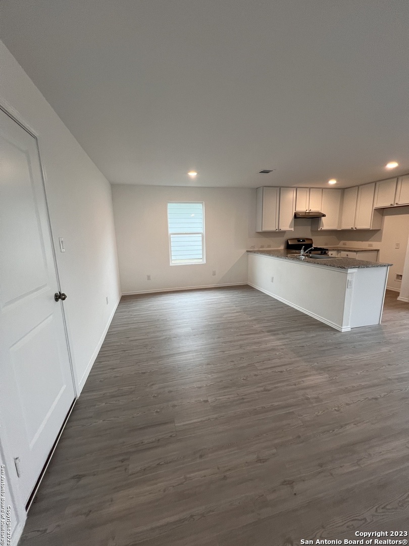 5466 Daphne Path San Antonio TX 78253