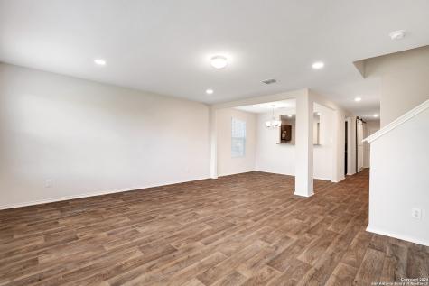 2850 Lindenwood Run San Antonio TX 78245