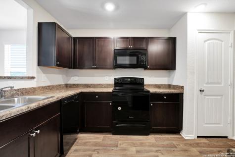 2850 Lindenwood Run San Antonio TX 78245