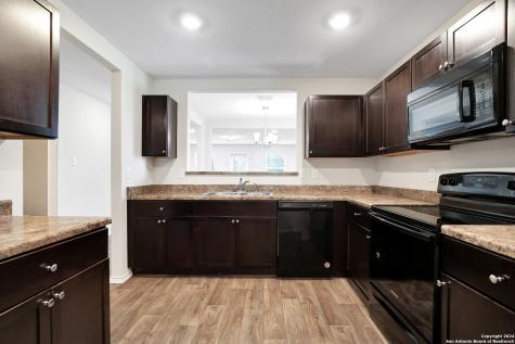 2850 Lindenwood Run San Antonio TX 78245