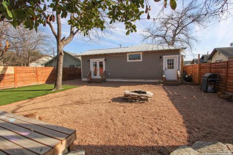 711 W Lullwood Avenue San Antonio TX 78212