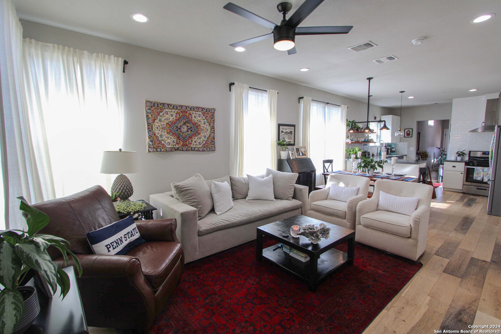 711 W Lullwood Avenue San Antonio TX 78212