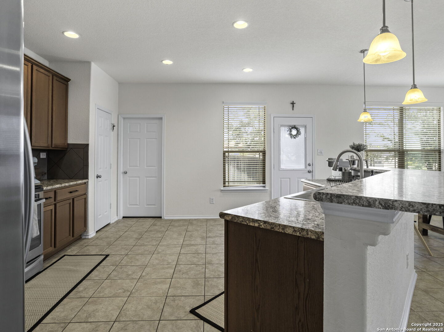 1338 Big Lake San Antonio TX 78245