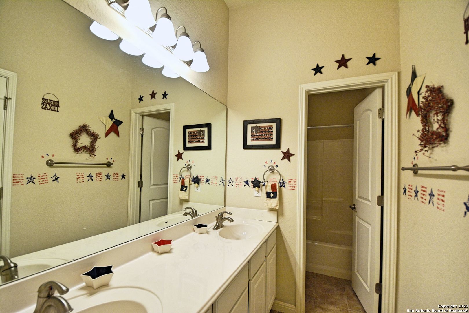 1257 Nickel Creek New Braunfels TX 78130