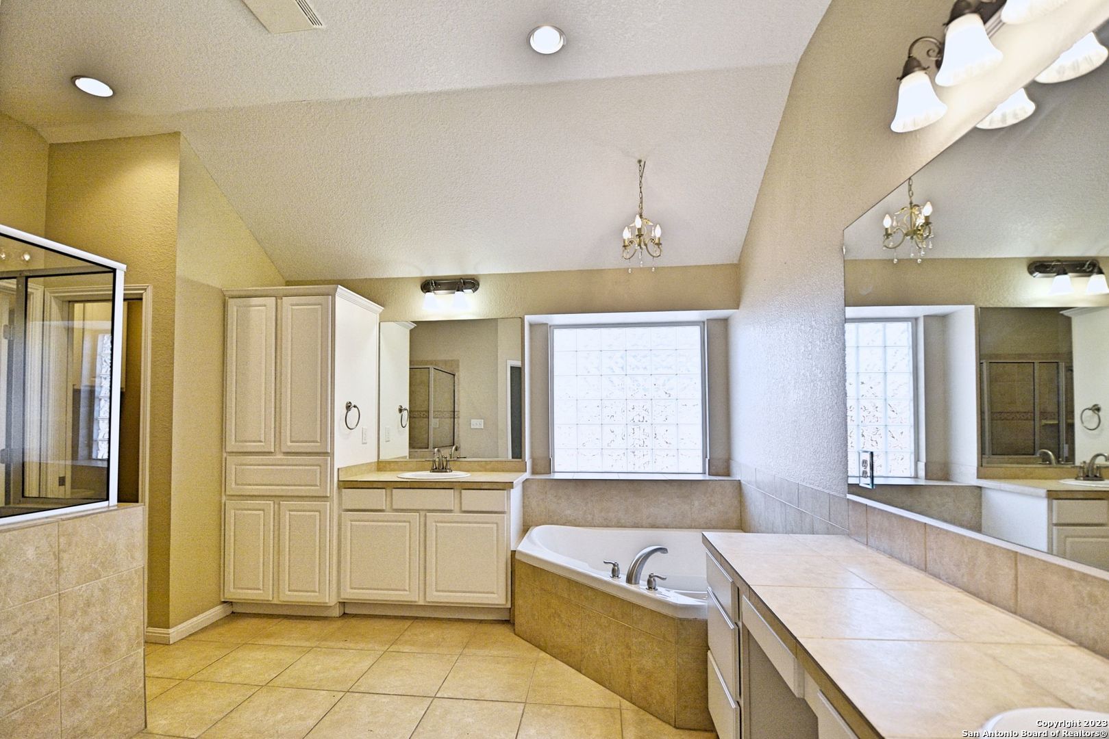 1257 Nickel Creek New Braunfels TX 78130