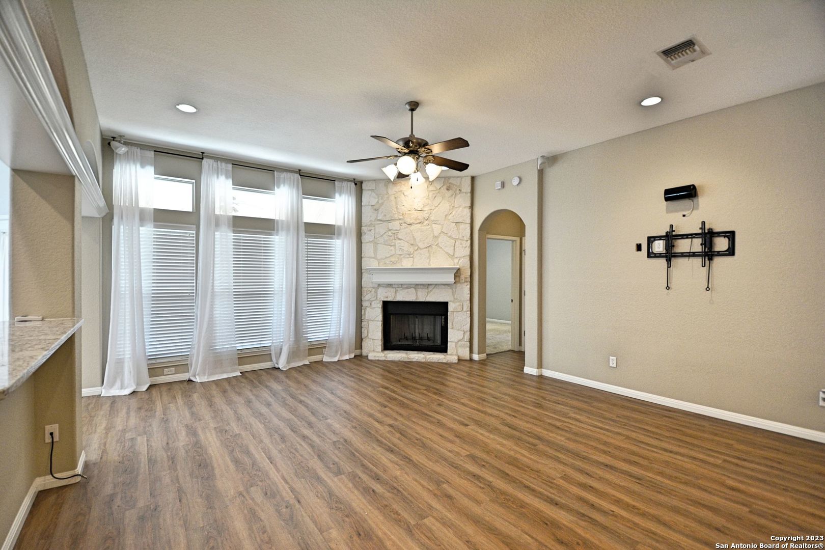 1257 Nickel Creek New Braunfels TX 78130