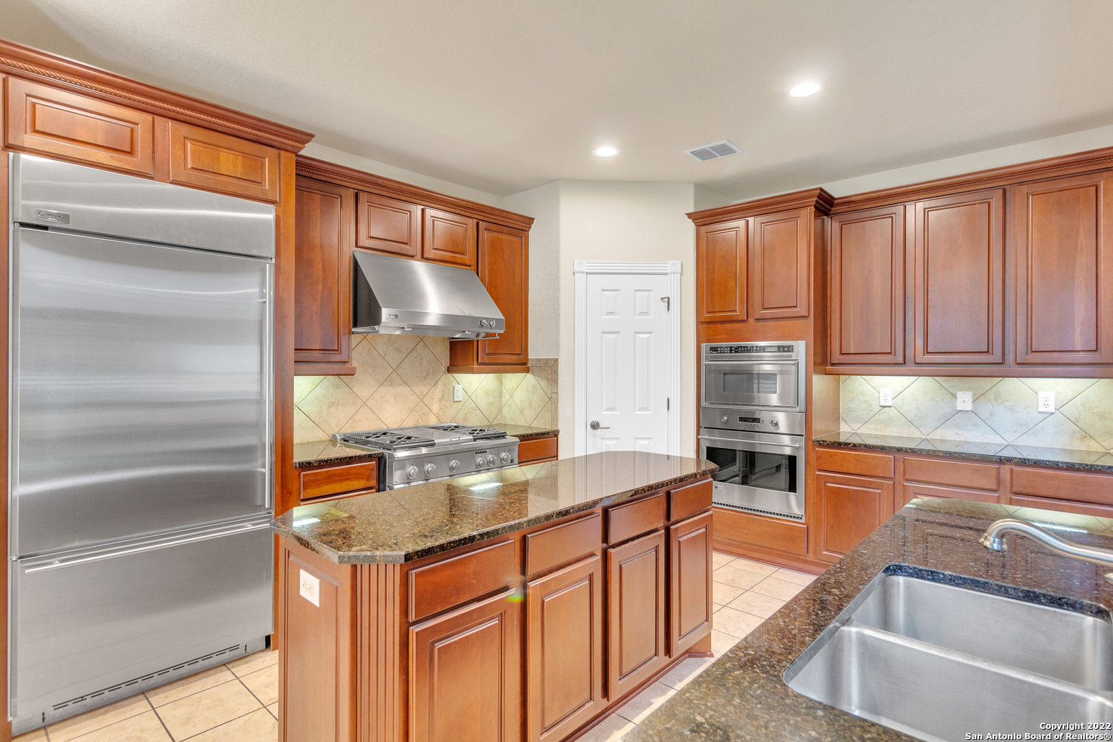 7210 Hovingham San Antonio TX 78257