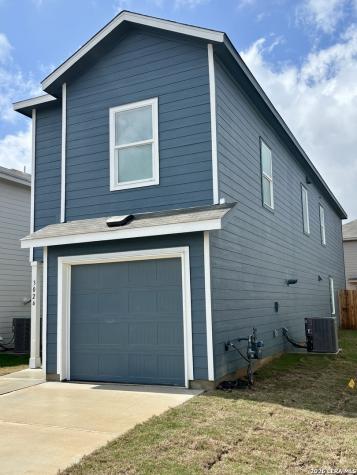 3024 Carnelian San Antonio TX 78264