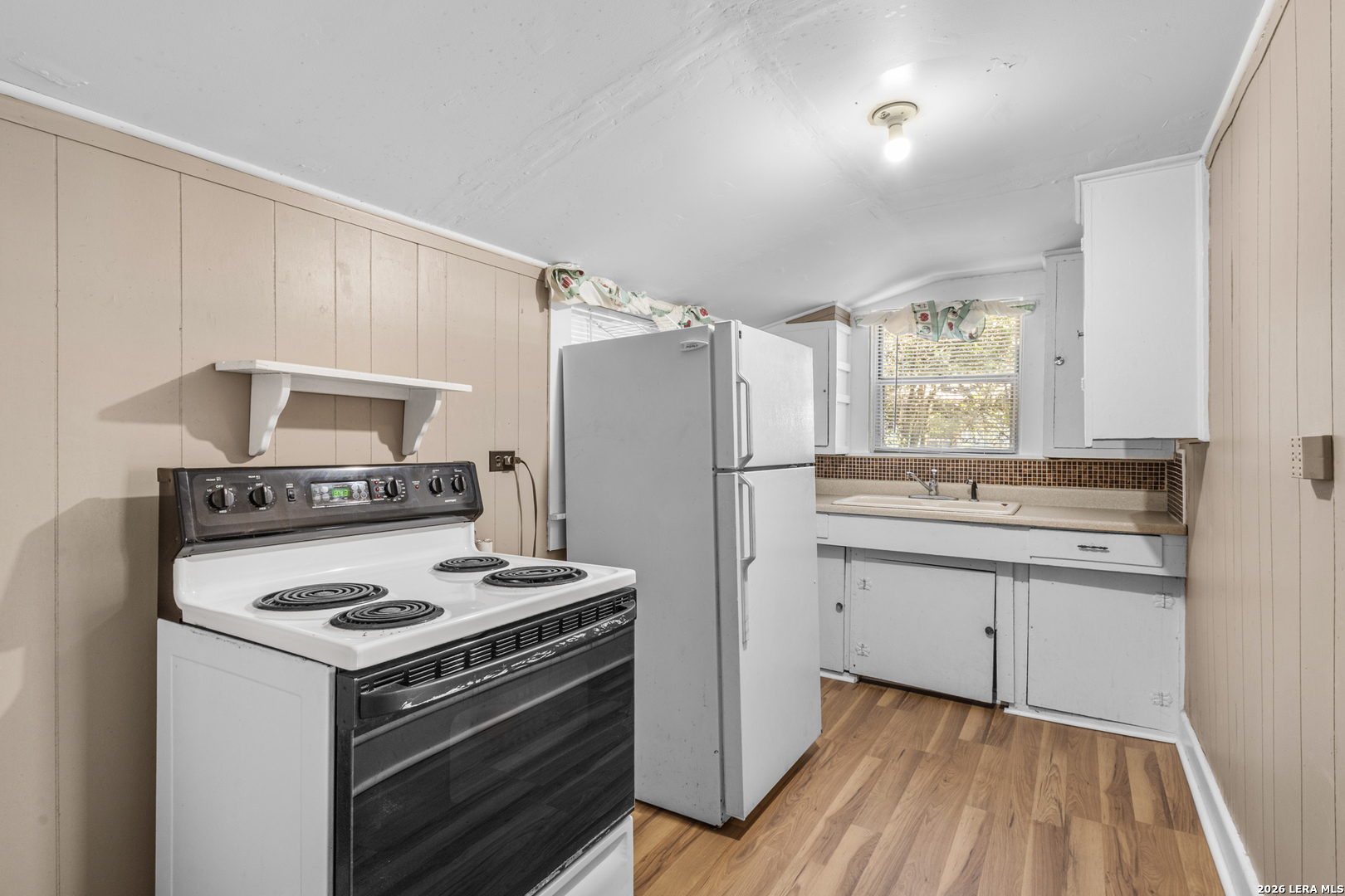412 S 4th Street Kenedy TX 78119