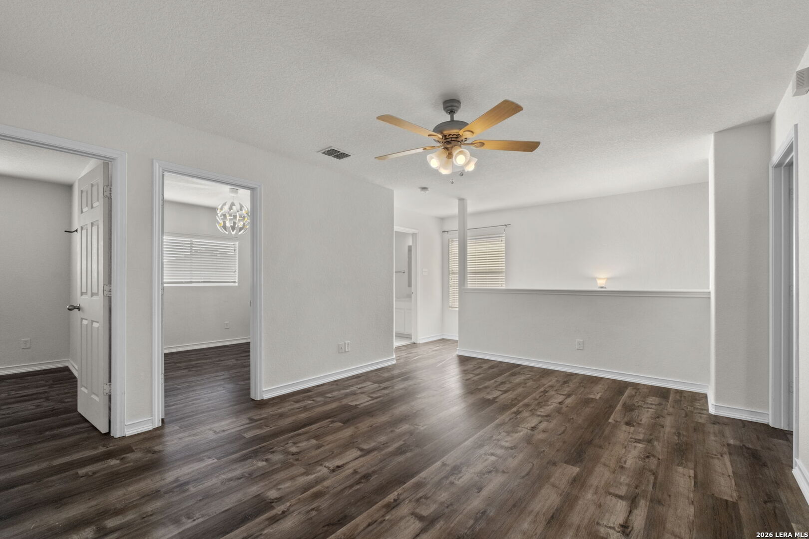 3814 Flyer Vista San Antonio TX 78261