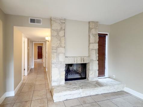 3843 Barrington Street San Antonio TX 78217