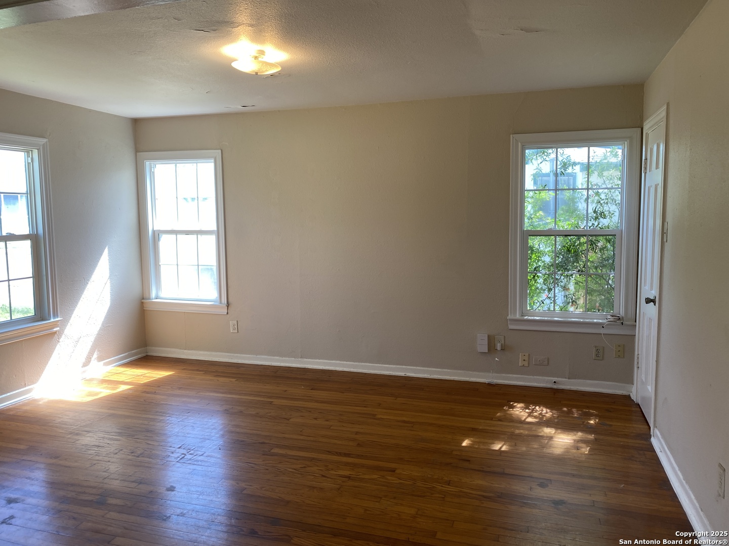 450 Overhill Drive San Antonio TX 78228