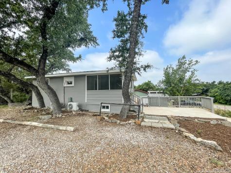 668 Creekside Canyon Lake TX 78133