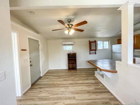 668 Creekside Canyon Lake TX 78133