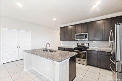 5042 Italica Road San Antonio TX 78253