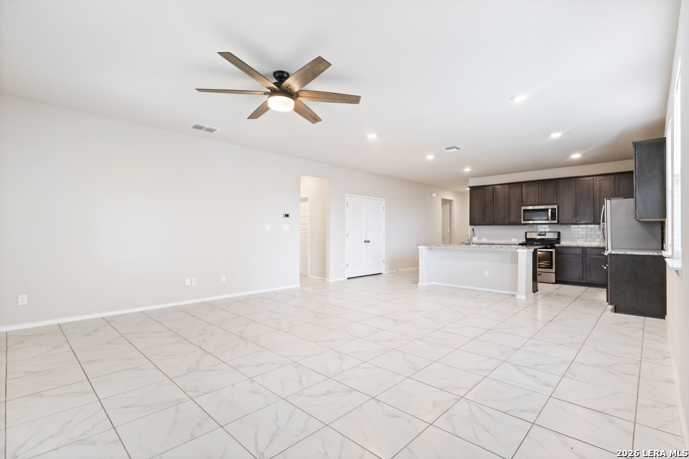 5042 Italica Road San Antonio TX 78253