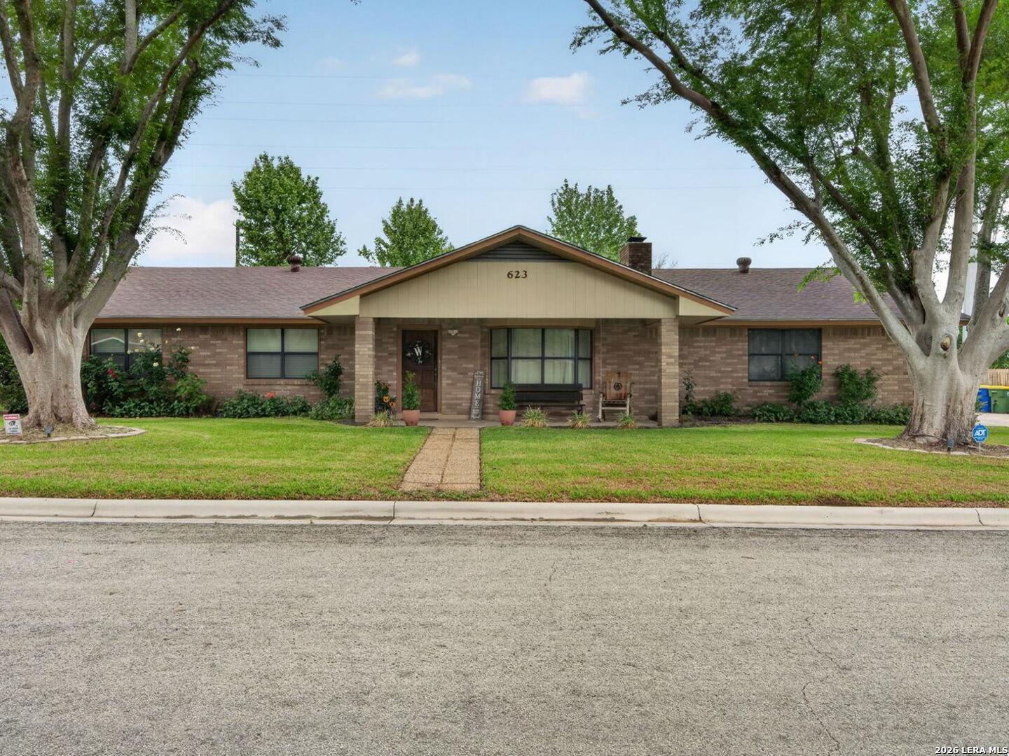 623 Oakland Avenue Gonzales TX 78629