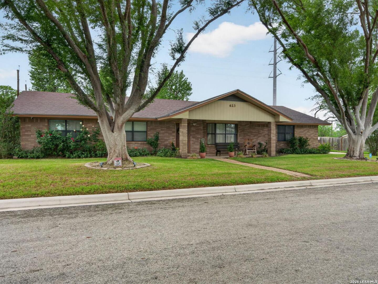 623 Oakland Avenue Gonzales TX 78629