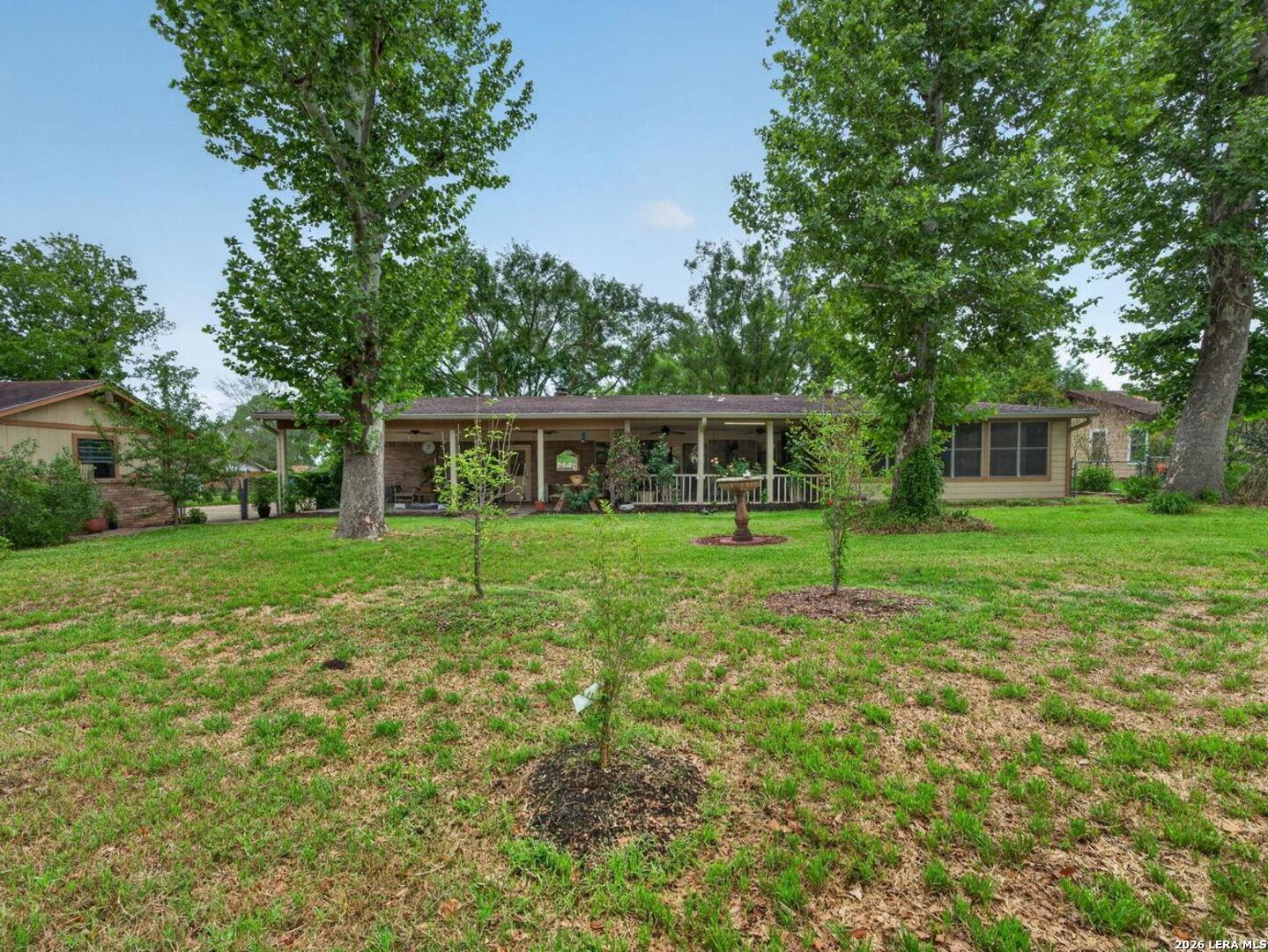 623 Oakland Avenue Gonzales TX 78629