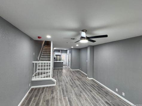 1833 Garys San Antonio TX 78247
