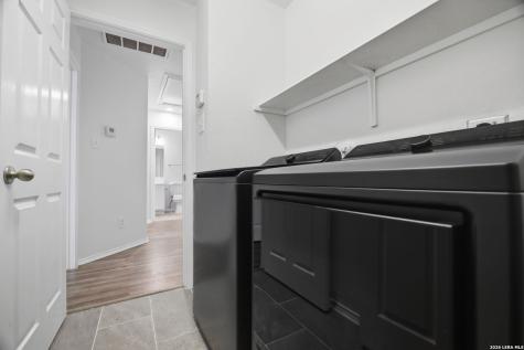 21503 Riverton Rise San Antonio TX 78261