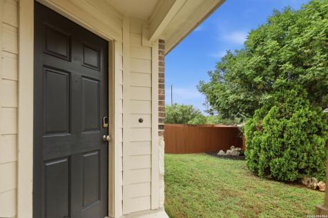 21503 Riverton Rise San Antonio TX 78261