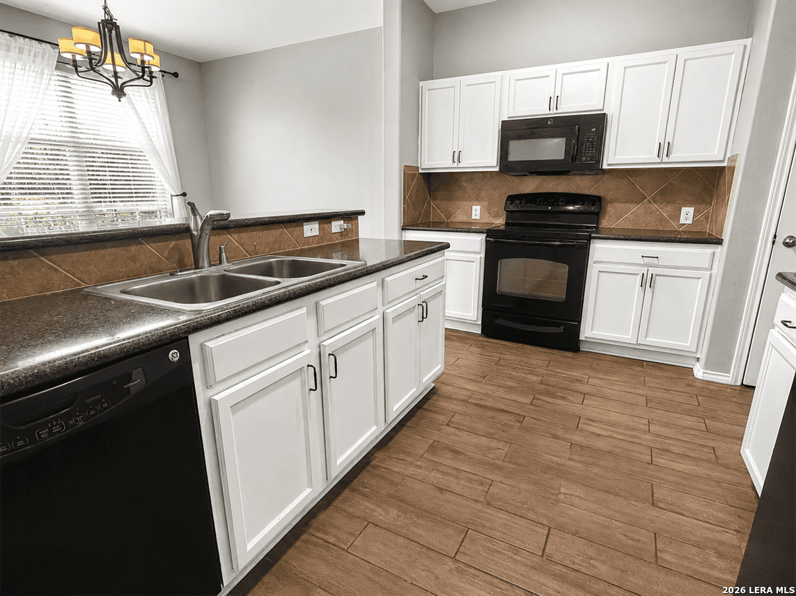 6046 Pecan Tree San Antonio TX 78240
