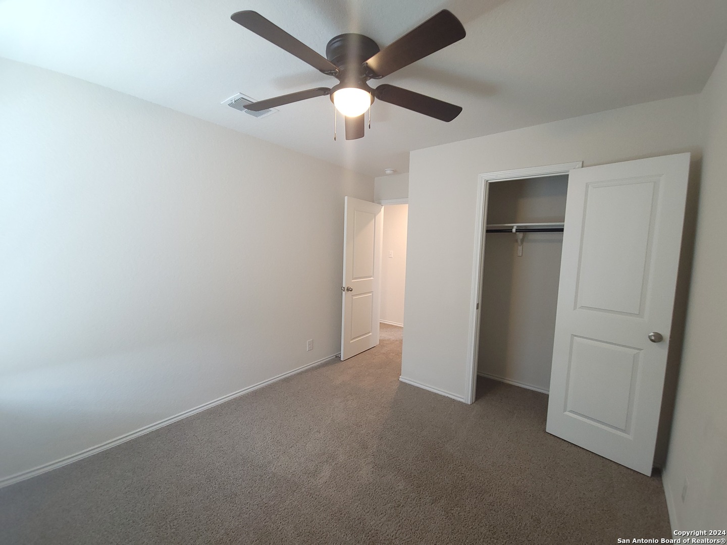 15418 Shortwing San Antonio TX 78253