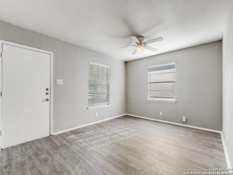 5830 Castle Yard San Antonio TX 78218