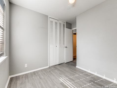 5830 Castle Yard San Antonio TX 78218