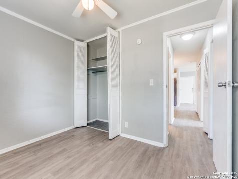 5830 Castle Yard San Antonio TX 78218