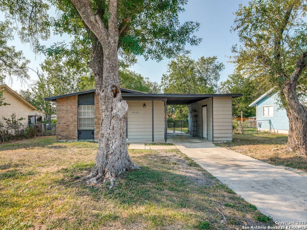 5830 Castle Yard San Antonio TX 78218