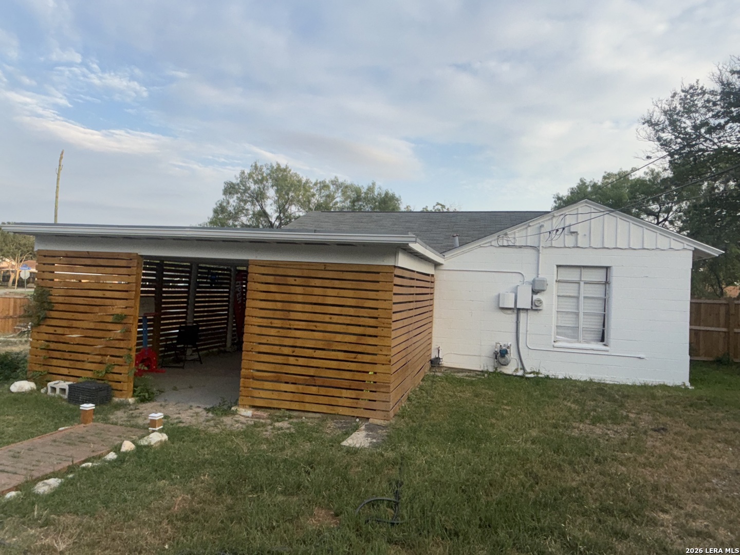 123 Kathy Dr ( Rear) San Antonio TX 78223
