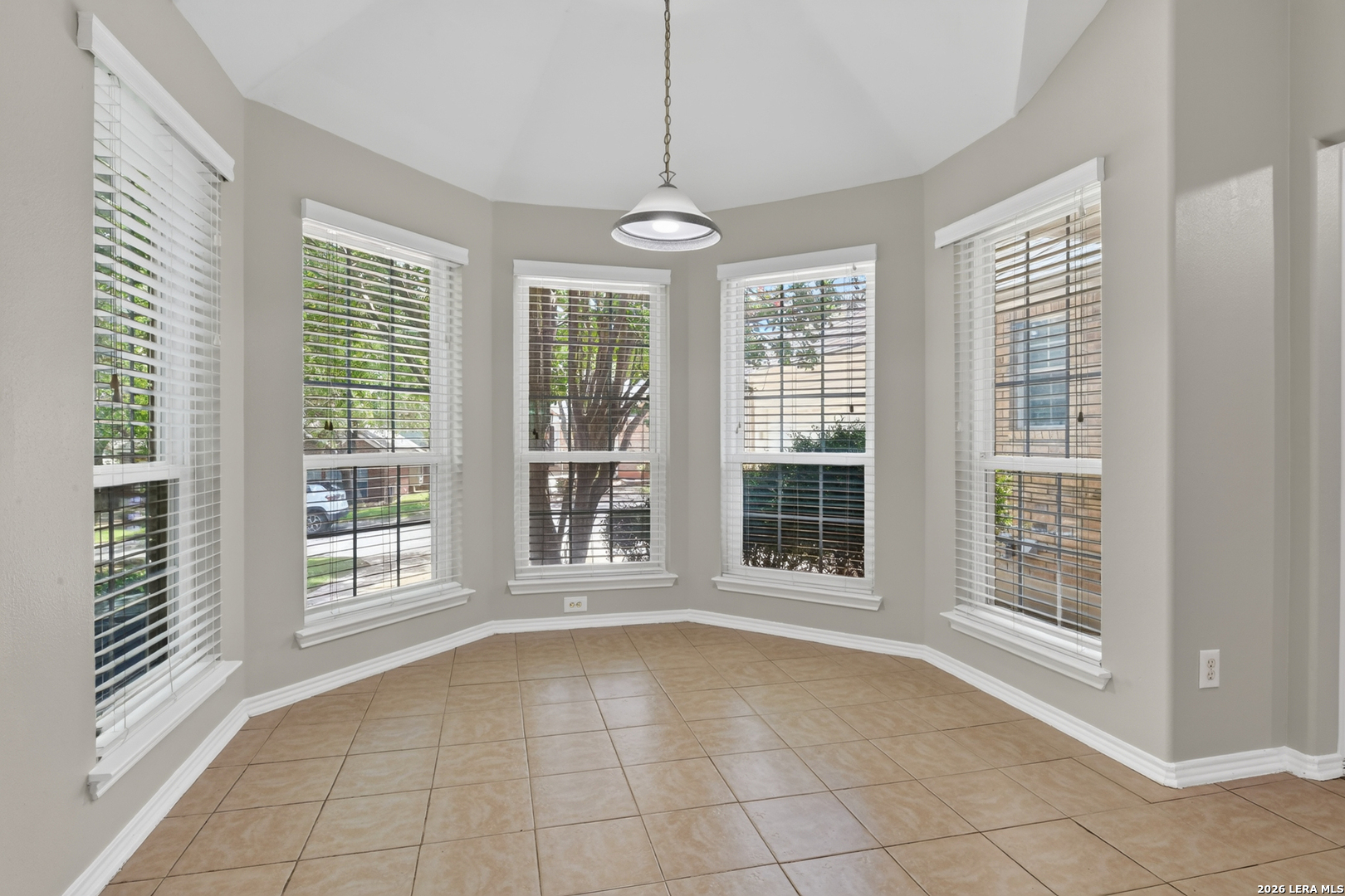 6635 Shady Bend Drive San Antonio TX 78256