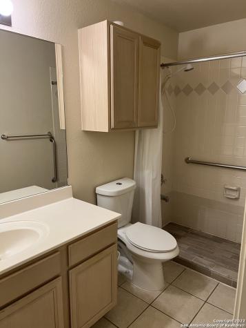 7103 Snowden Crest San Antonio TX 78240