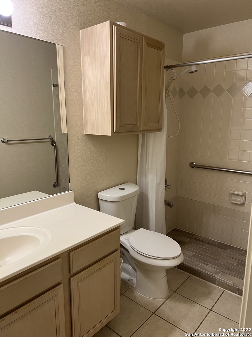 7103 Snowden Crest San Antonio TX 78240