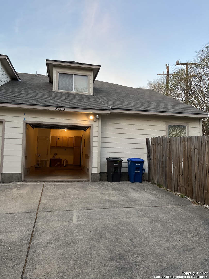 7103 Snowden Crest San Antonio TX 78240