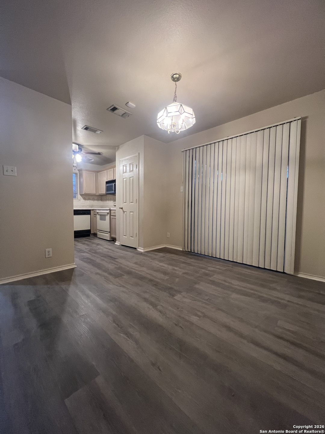 7103 Snowden Crest San Antonio TX 78240