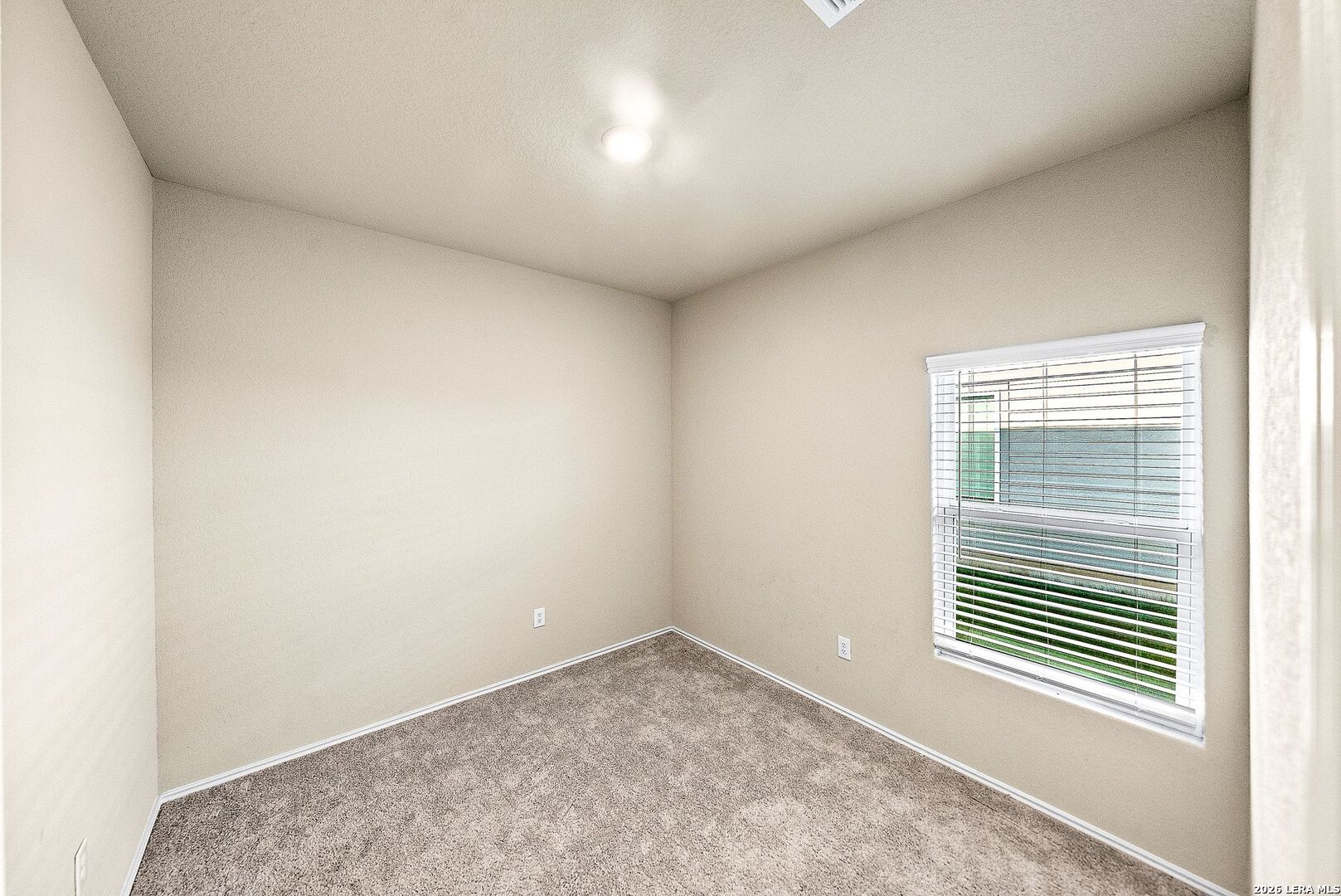 7663 Stud Drive Elmendorf TX 78112