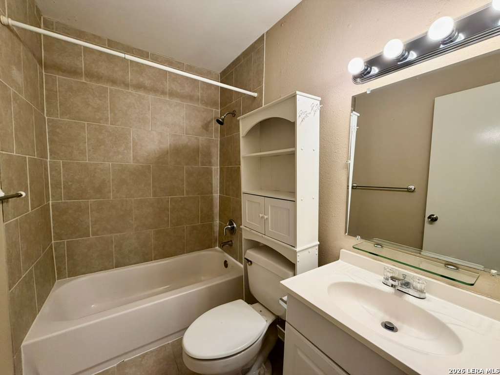 7322 Oak Manor San Antonio TX 78229