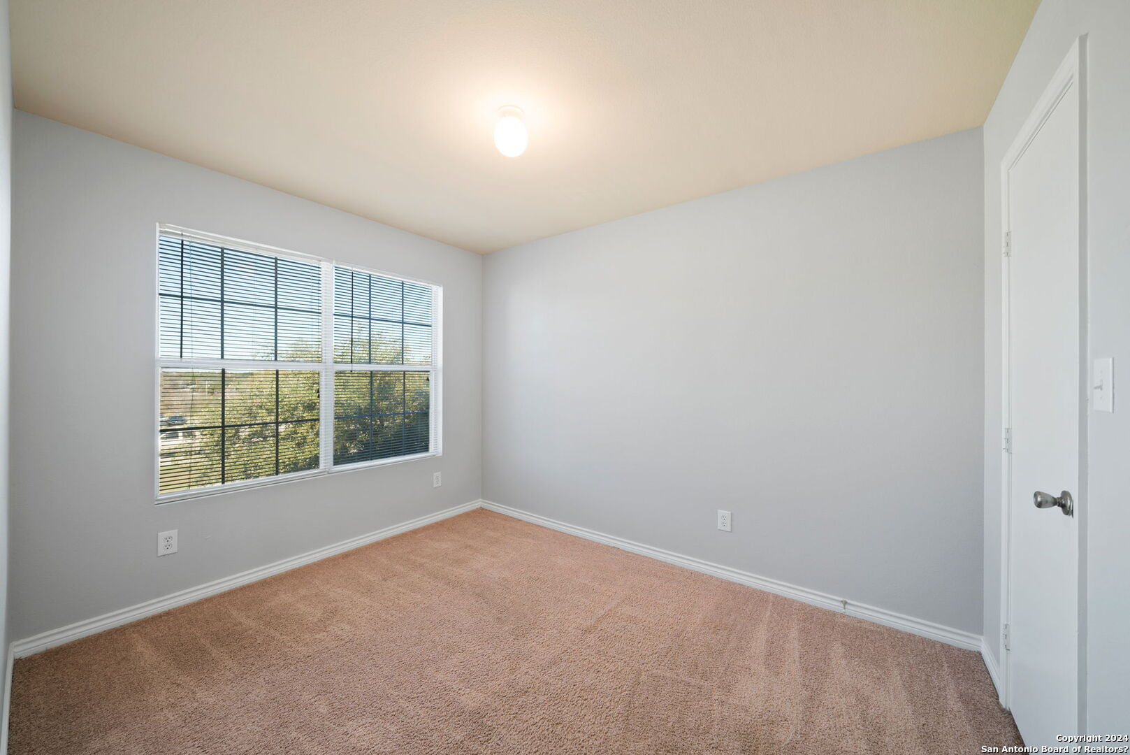 6410 Summit Oak San Antonio TX 78229