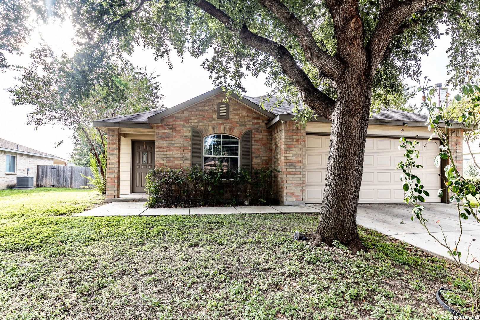 7930 Saddle Run Selma TX 78154