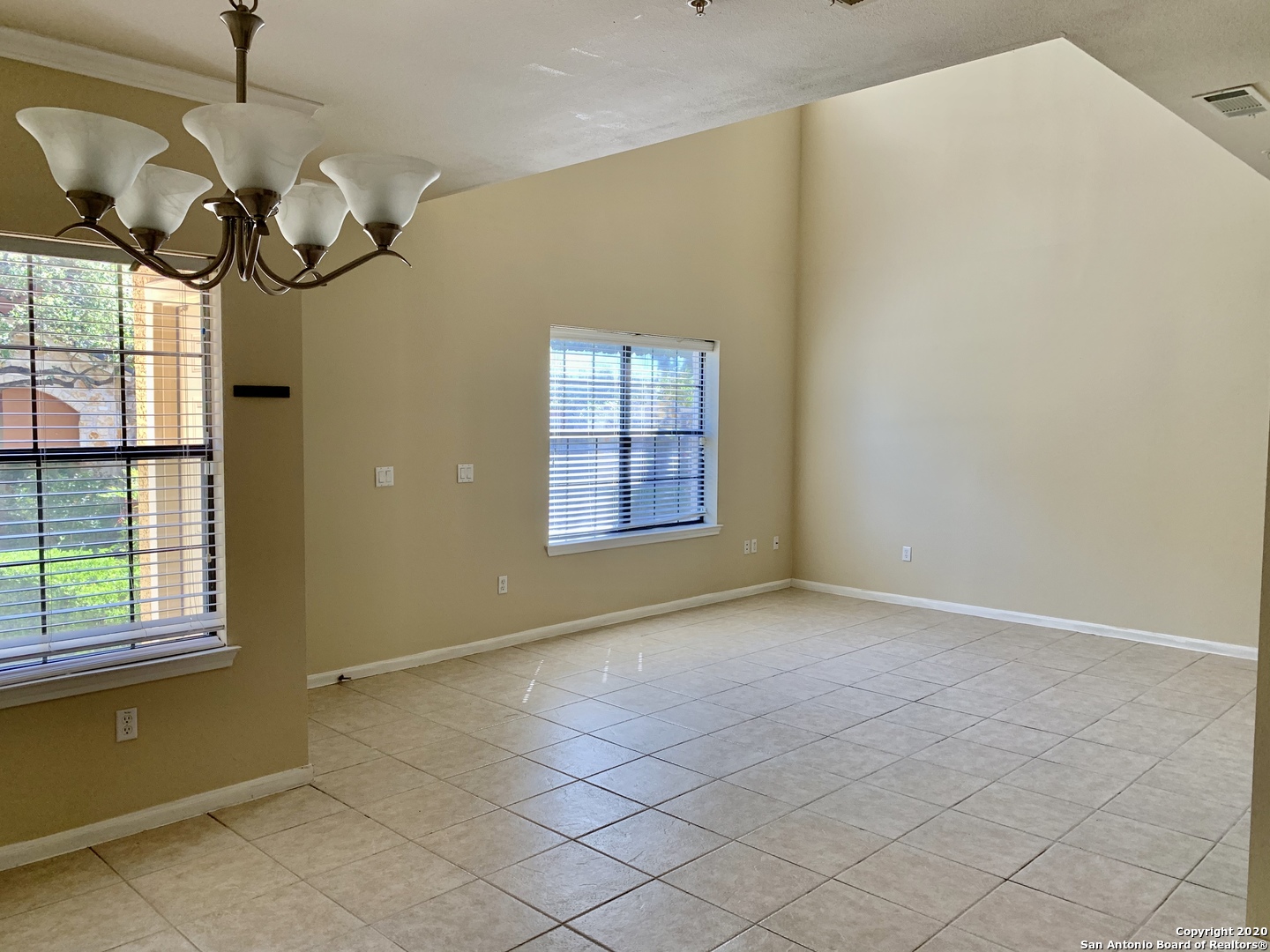 6160 Eckhert San Antonio TX 78240