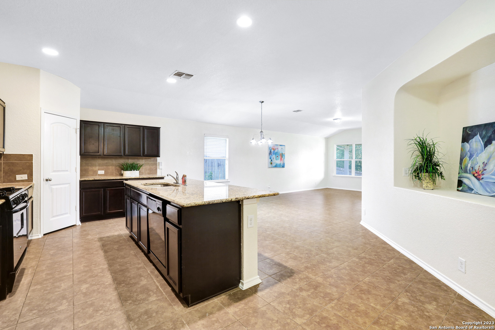 446 Eastern Phoebe San Antonio TX 78253