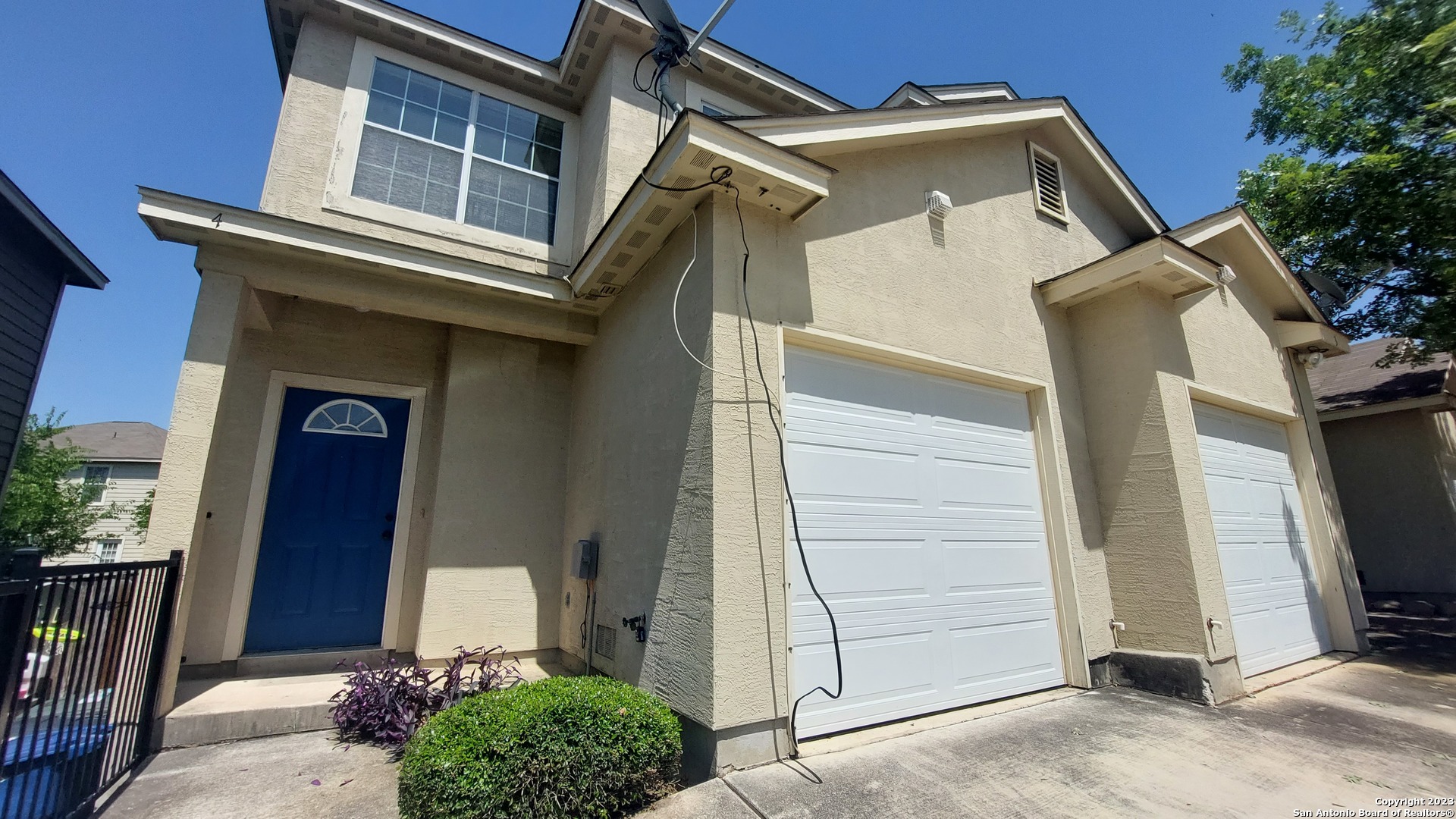 5011 Summit Wood San Antonio TX 78229