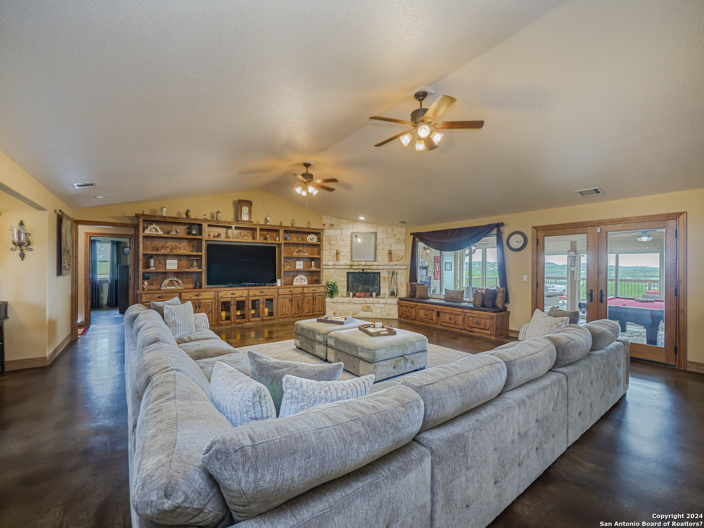 911 Stoney Ridge Road Bulverde TX 78163