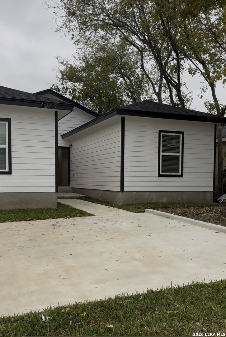 4207 Commercial San Antonio TX 78221