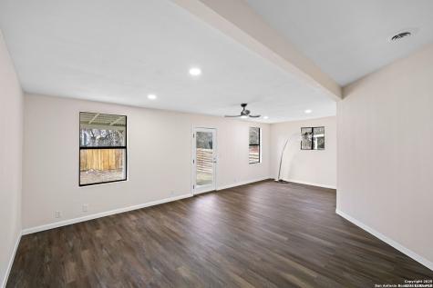 10035 Aztec Village San Antonio TX 78245