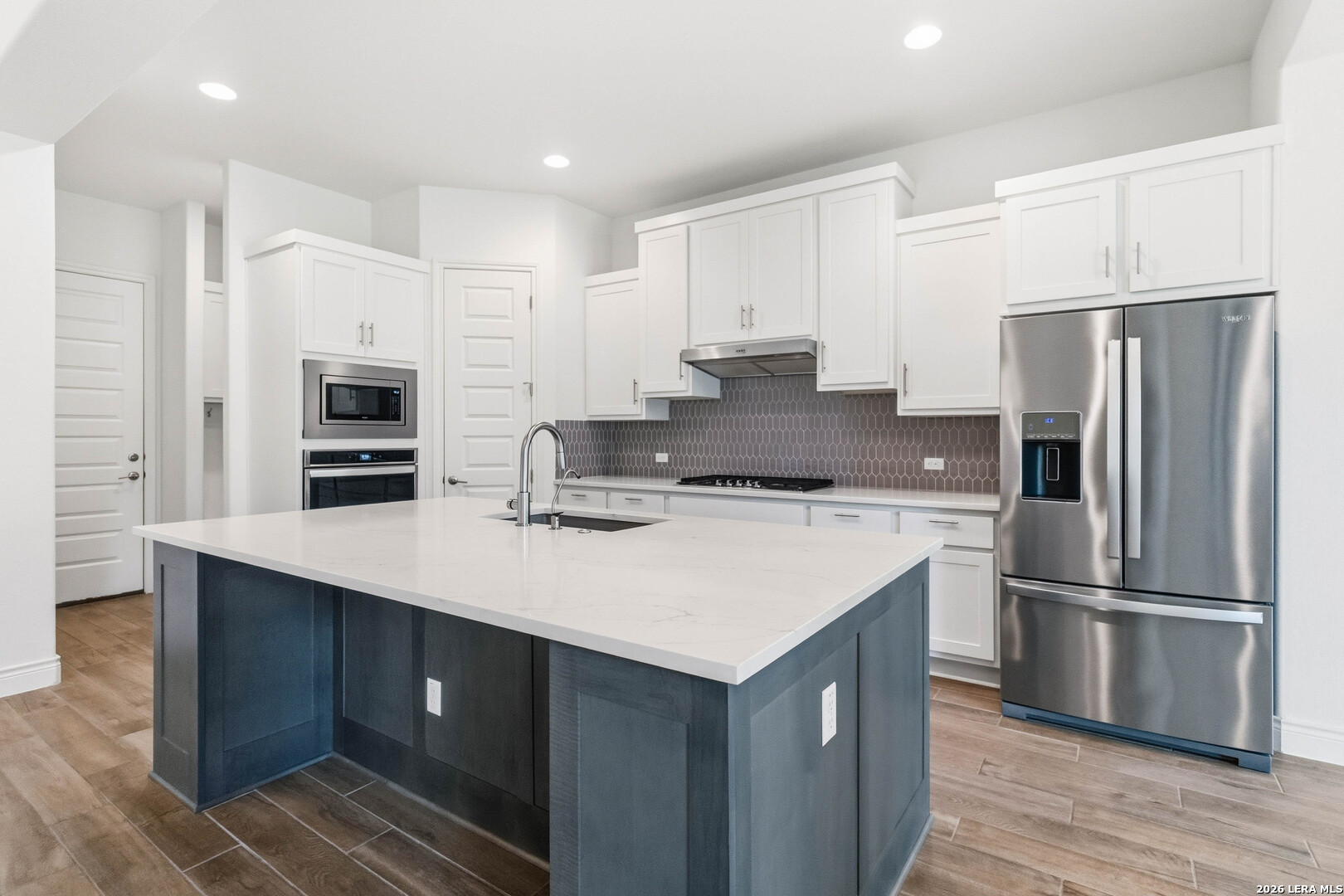1431 Lyme Park San Antonio TX 78163