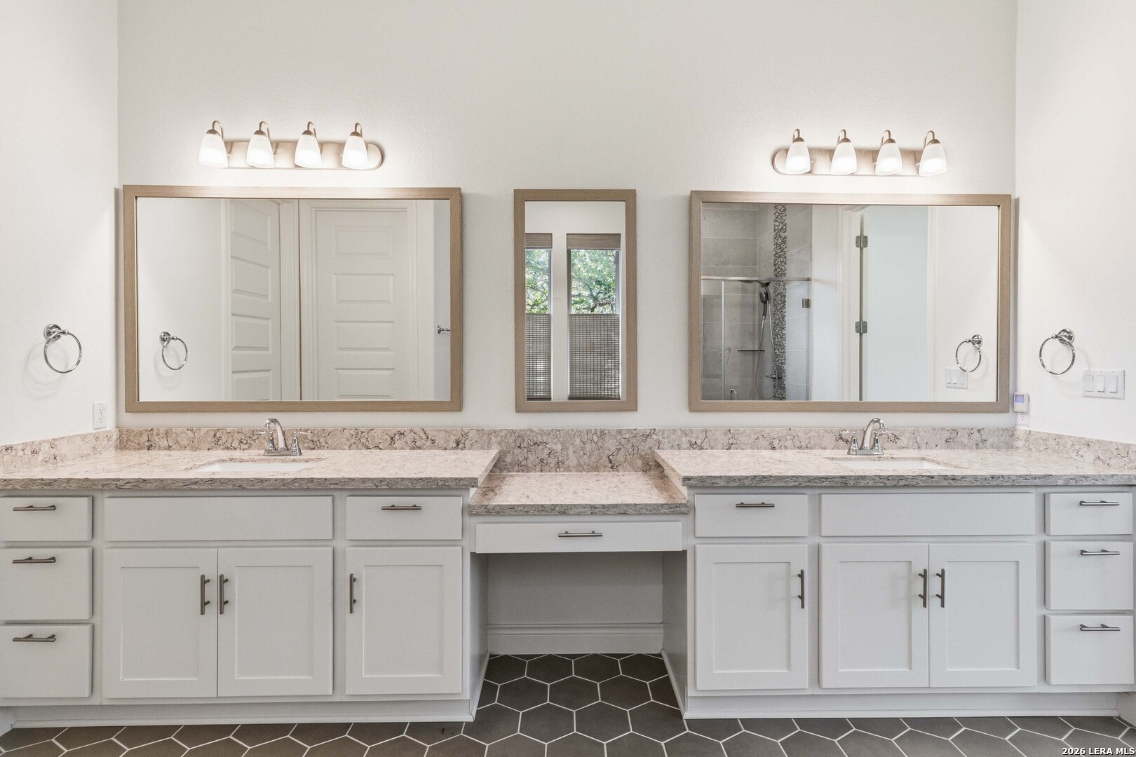 1431 Lyme Park San Antonio TX 78163